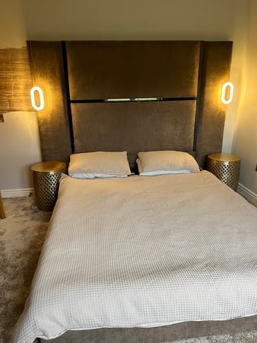 Customer photo review of Alexander Elegance Glossy Trim Wider Headboard Bed