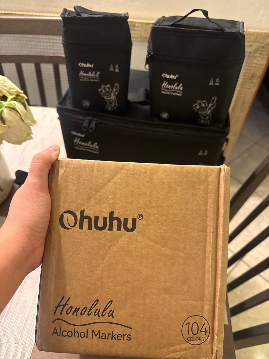 Customer photo review of Ohuhu Honolulu 104 Colors Dual Tips Alcohol Art Markers (New Color Codes)