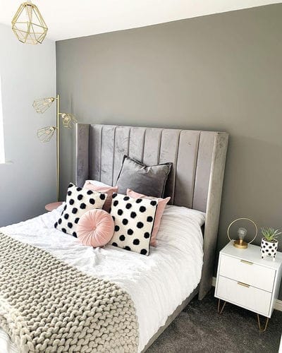 Customer photo review of Piper Stripe Panel Lined Bed