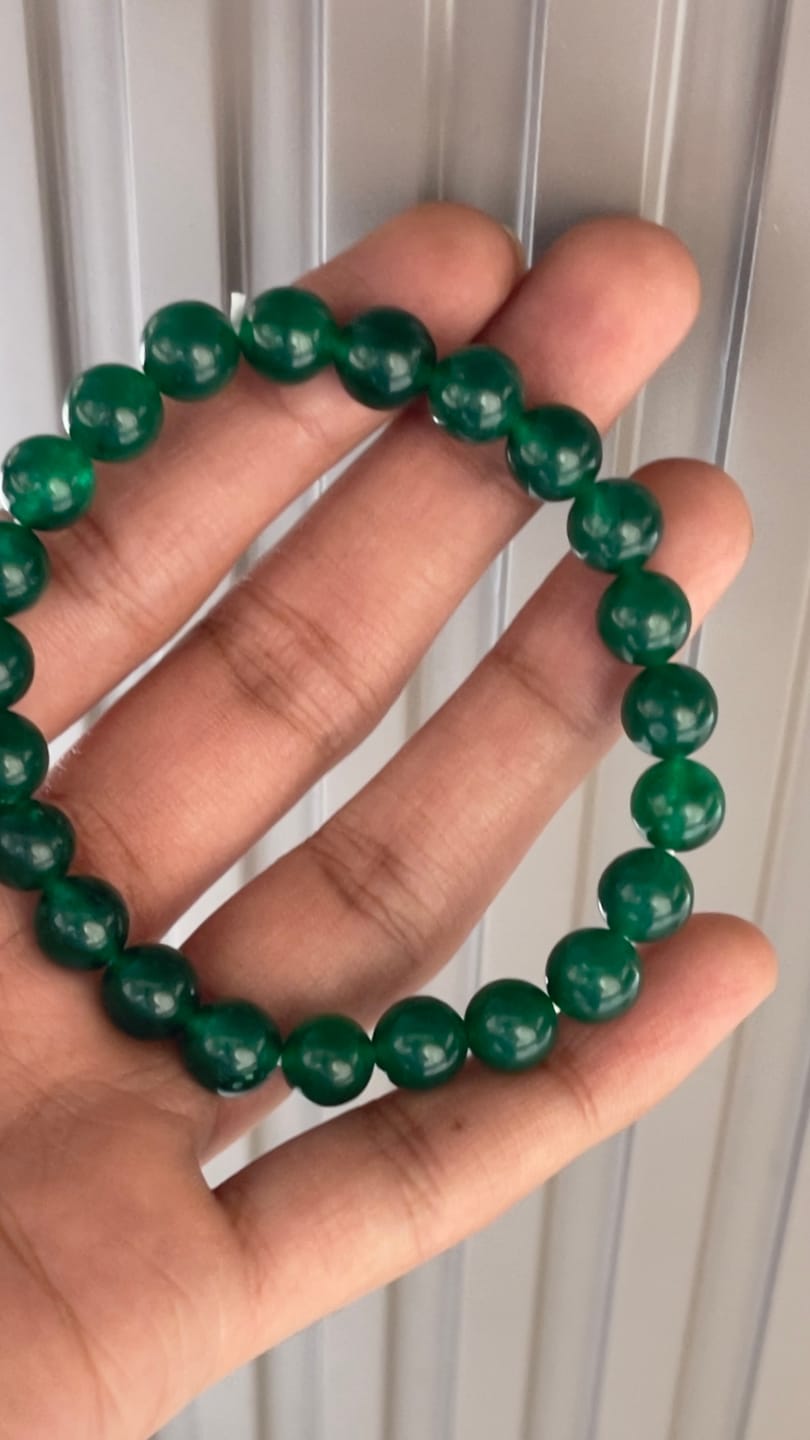 Customer photo review of Natural Green Jade Crystal Bracelet – Vastu Remedy for Abundance & Protective Harmony | 8mm Beads