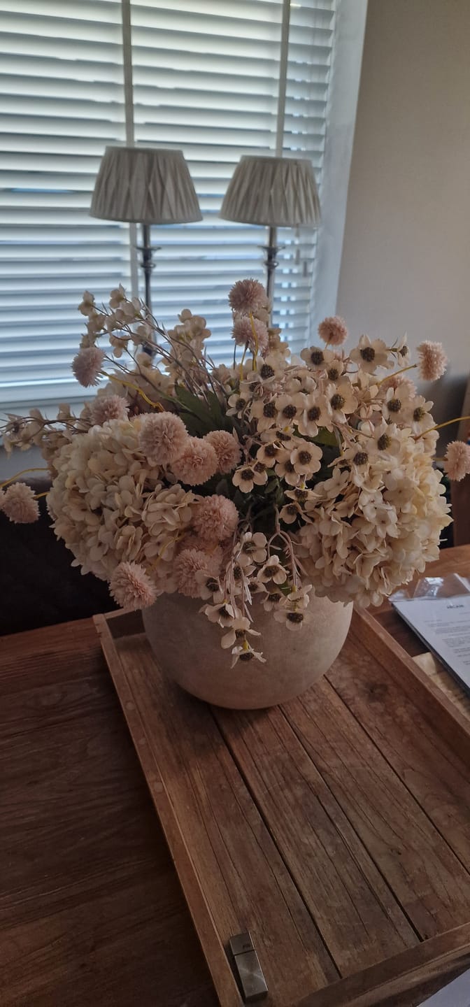 Customer photo review of Grote Zijden Hortensia - Crème