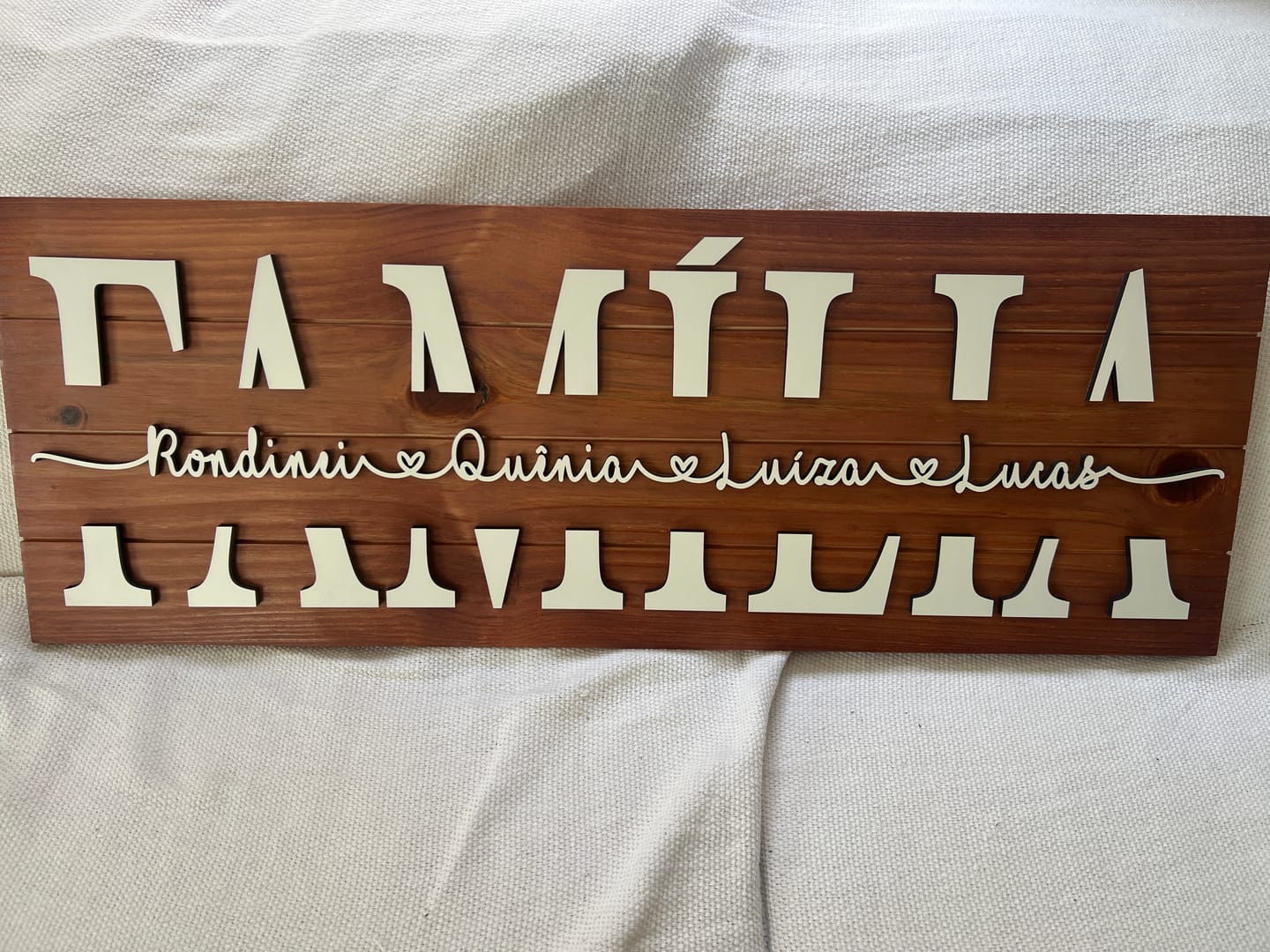 Customer photo review of Placa da Família Personalizada