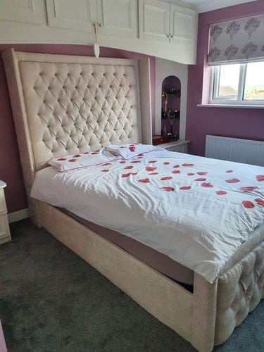 Customer photo review of Churchill Bumber Square Wingback Bed