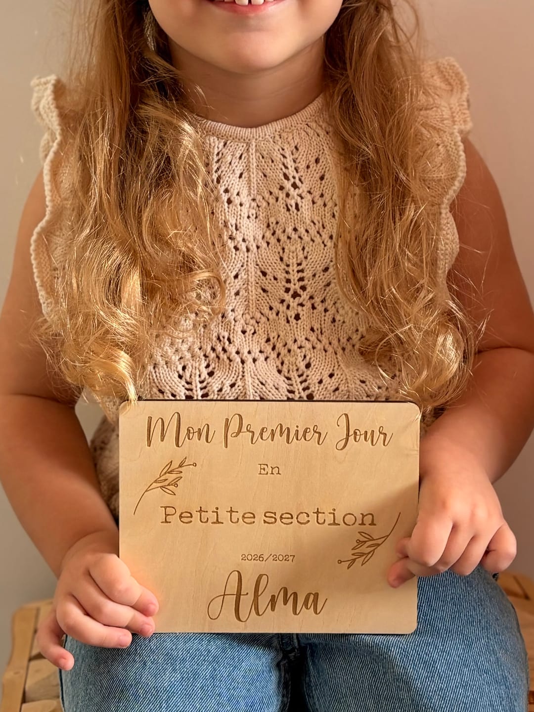 Customer photo review of Pancarte Rentrée Scolaire 2026 Personnalisée – Photo d’École Enfant