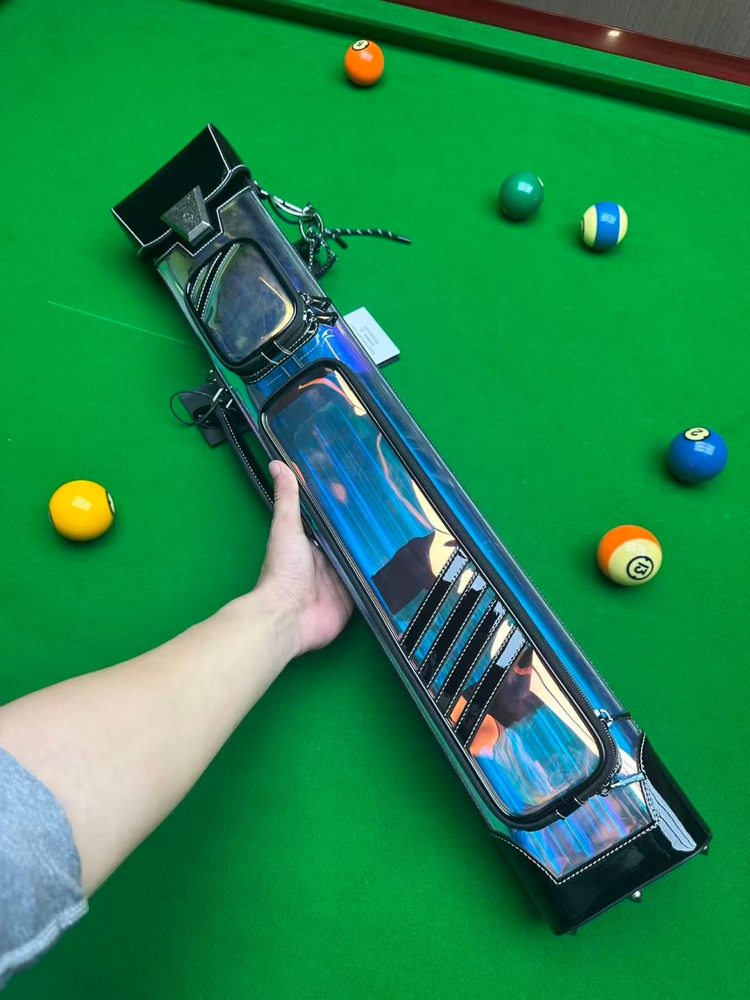 Customer photo review of Lizard Interpretation Series Cue Case 2B4S