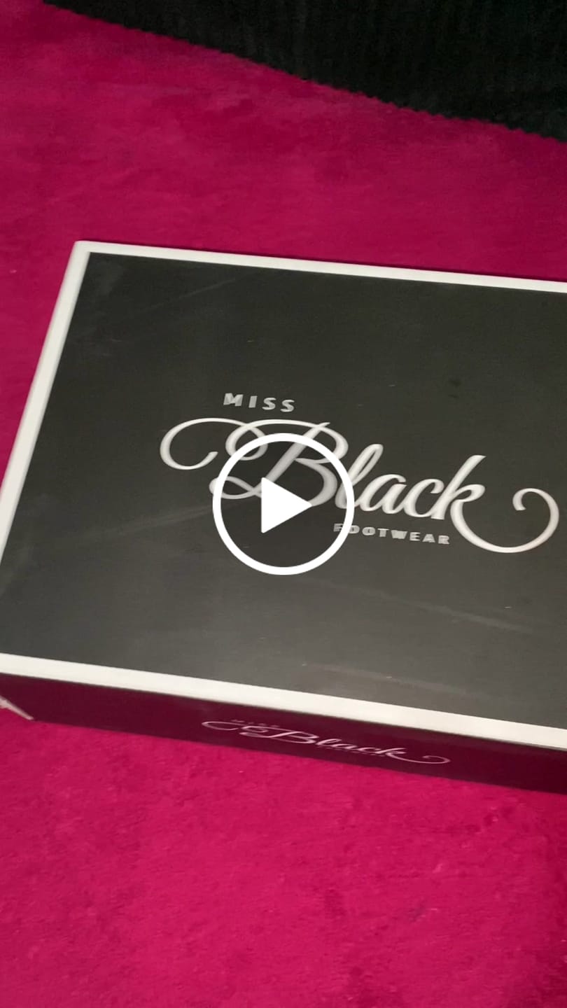 Customer video review of Miss Black Jazz 43 Heel - Champagne