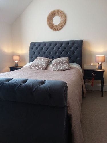 Customer photo review of Everleigh Chesterfield Scroll Sleigh Bed
