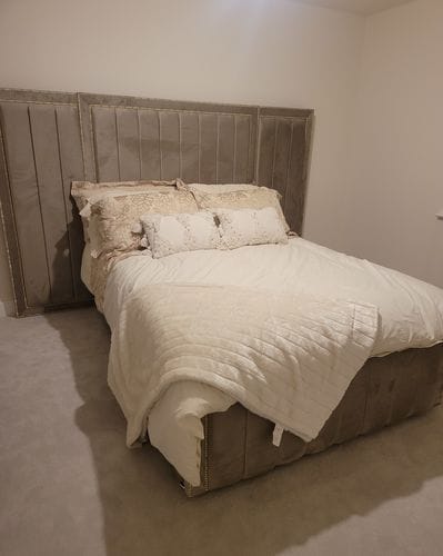 Customer photo review of Harold Wide Headboard Divan Ottoman Platform Top Under Storage Bed