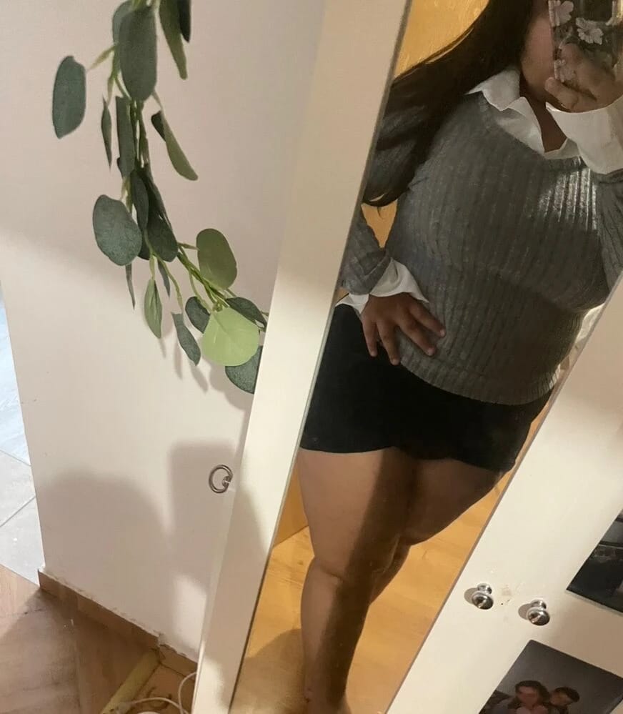 Customer photo review of Ninonine "Inès" | Rib-Knit Faux-Layered Shirt Top