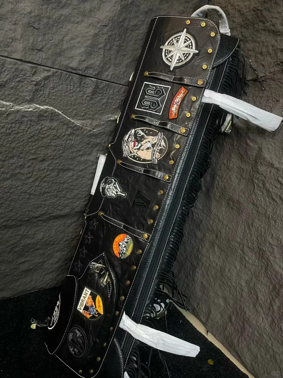 Customer photo review of Lizard Knight Series Cue Case 3B5S