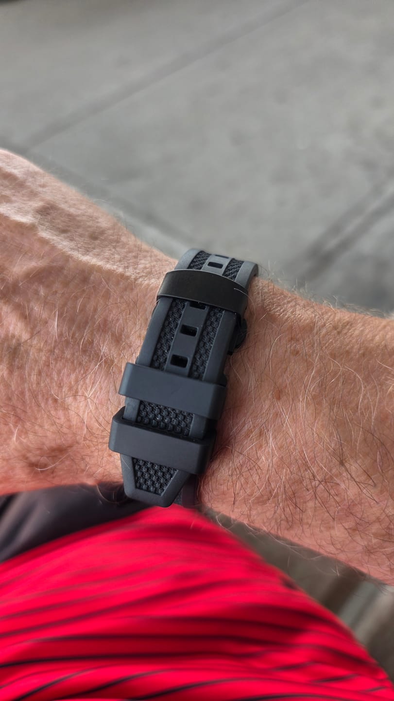 Customer photo review of Black FKM Rubber Strap | Suitable for all watches with 20mm lug width