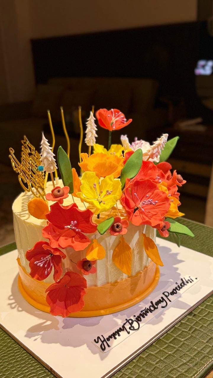 Customer photo review of Peony Floral Cream Cake
