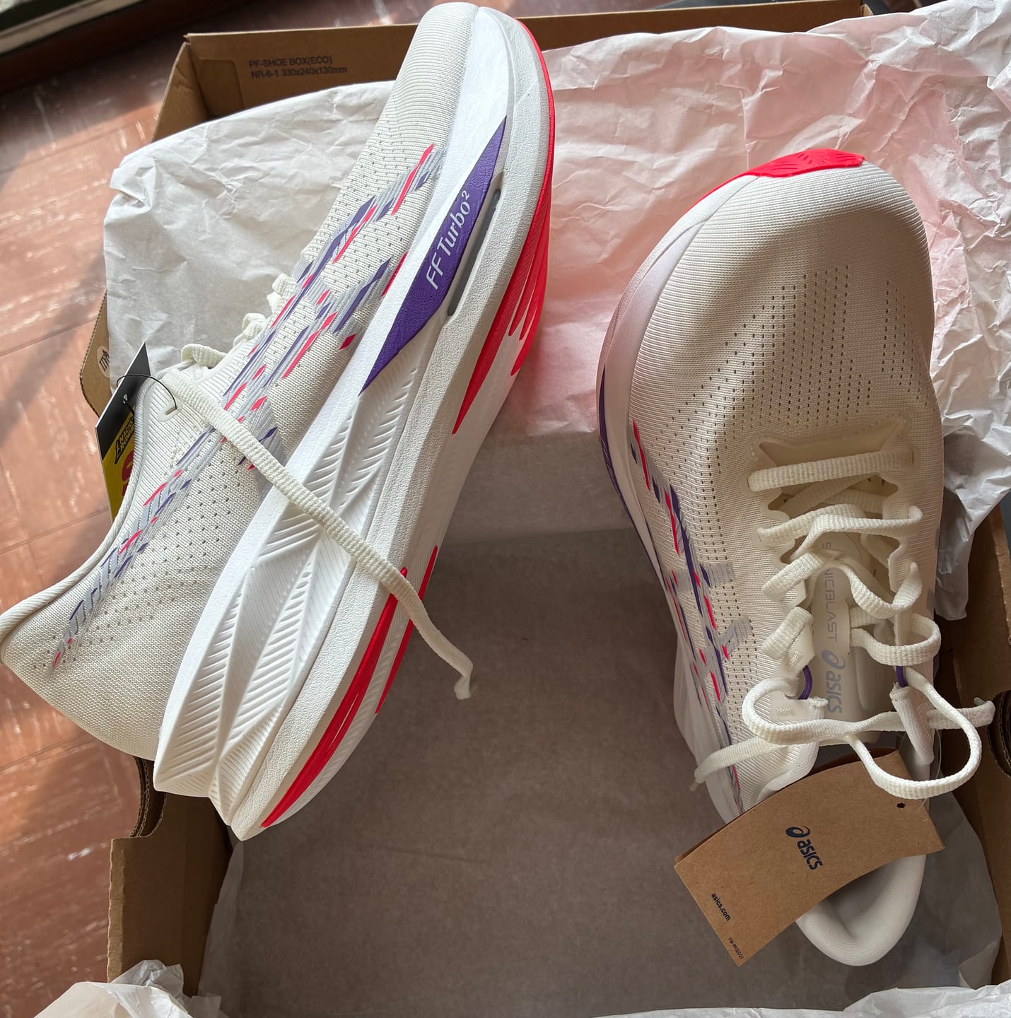 Customer photo review of Asics Sonicblast Hombre Cream Blue Fade