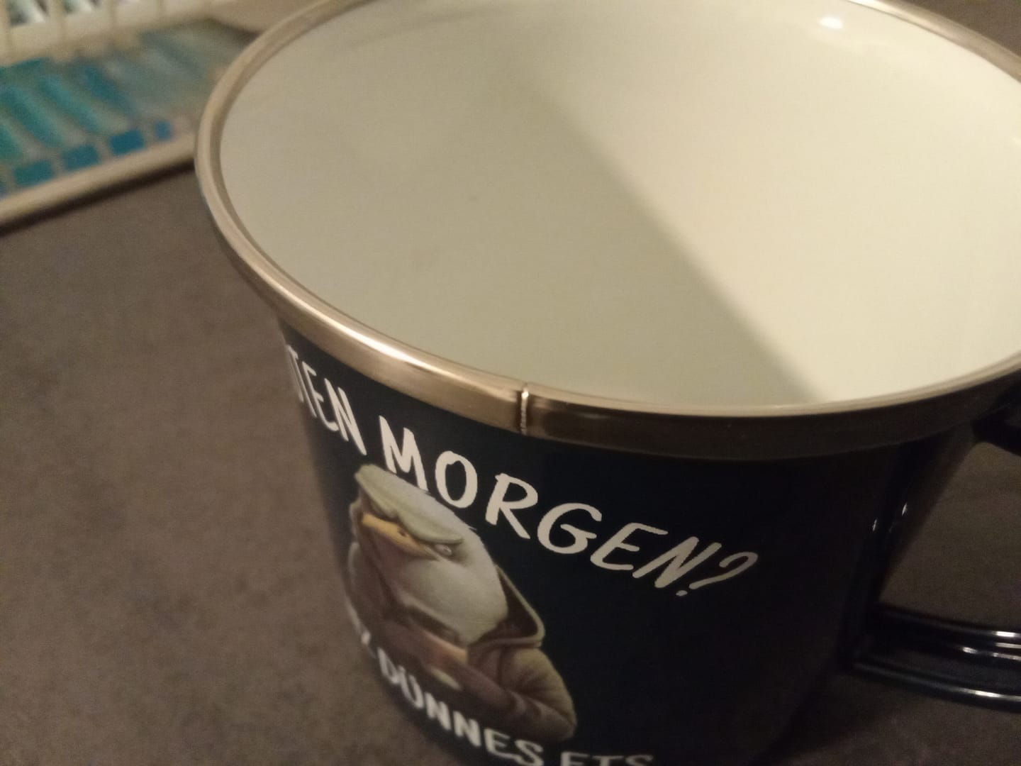 Customer photo review of Guten Morgen ganz dünnes Eis · Emaille Tasse