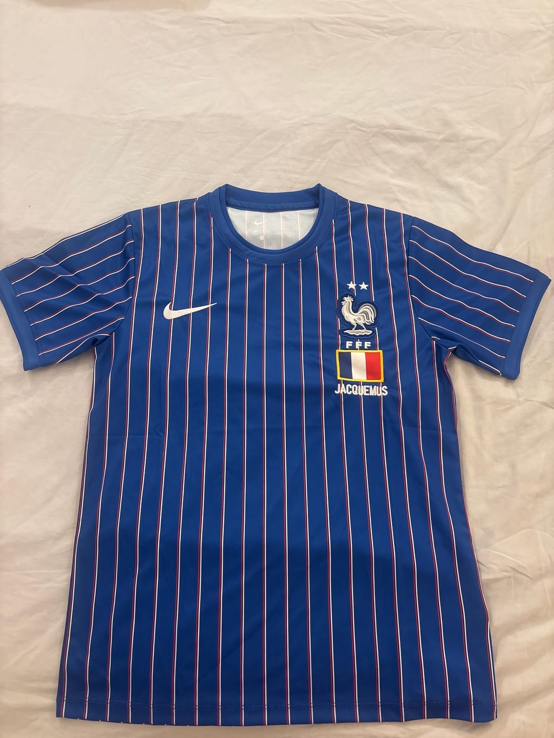Customer photo review of MAILLOT FRANCE X JACQUEMUS COUPE DU MONDE 2026