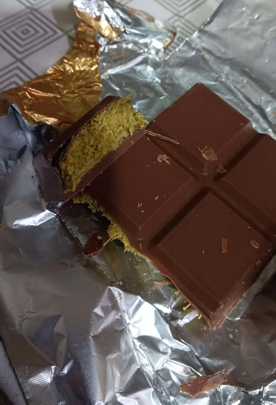 Customer photo review of Dubai Viral Kunafa Chocolate Bar