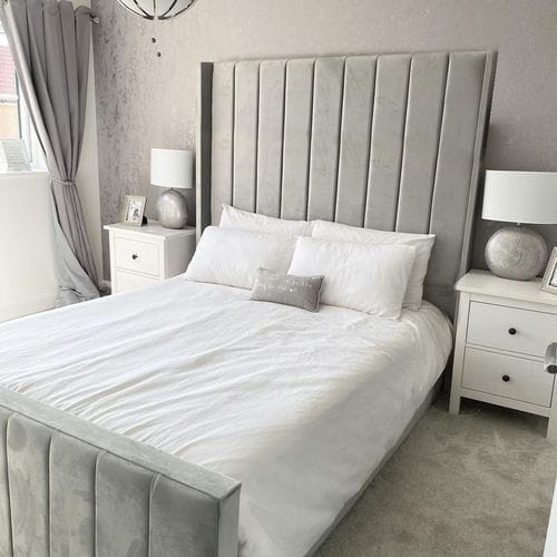 Customer photo review of Piper Stripe Panel Lined Bed