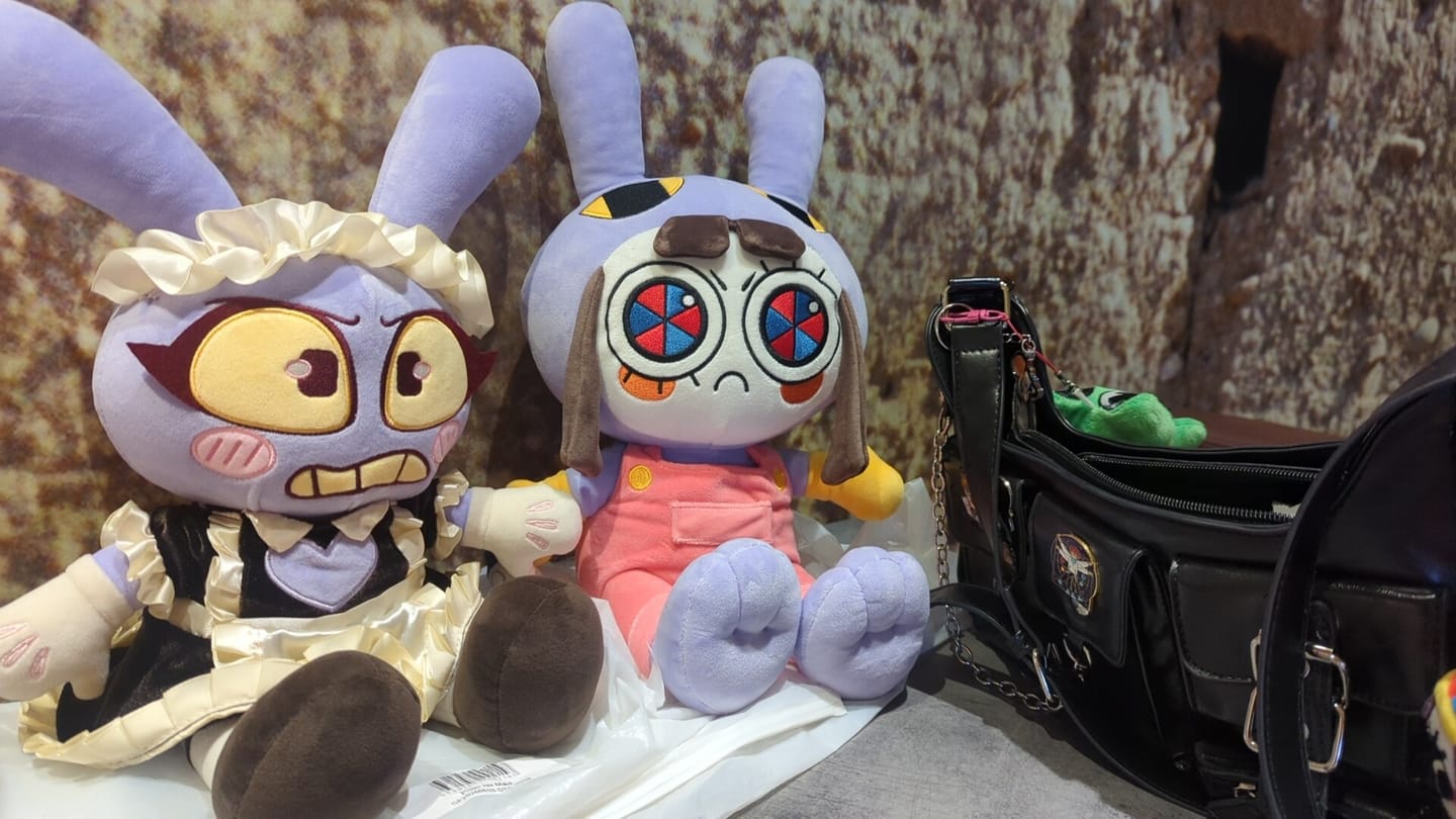Customer photo review of Maid Jax Plush