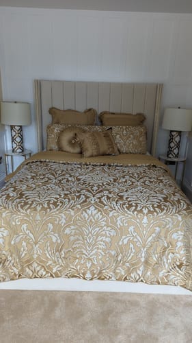 Customer photo review of Piper Stripe Panel Lined Bed