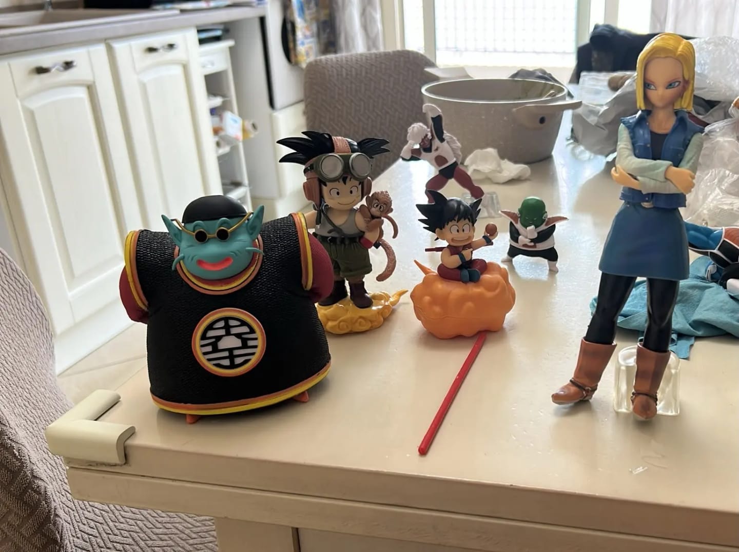 Customer photo review of Goku Young Adventurer "Journey to the West" Style 16cm Figure with Power Pole, Flying Nimbus & Small Monkey Companion