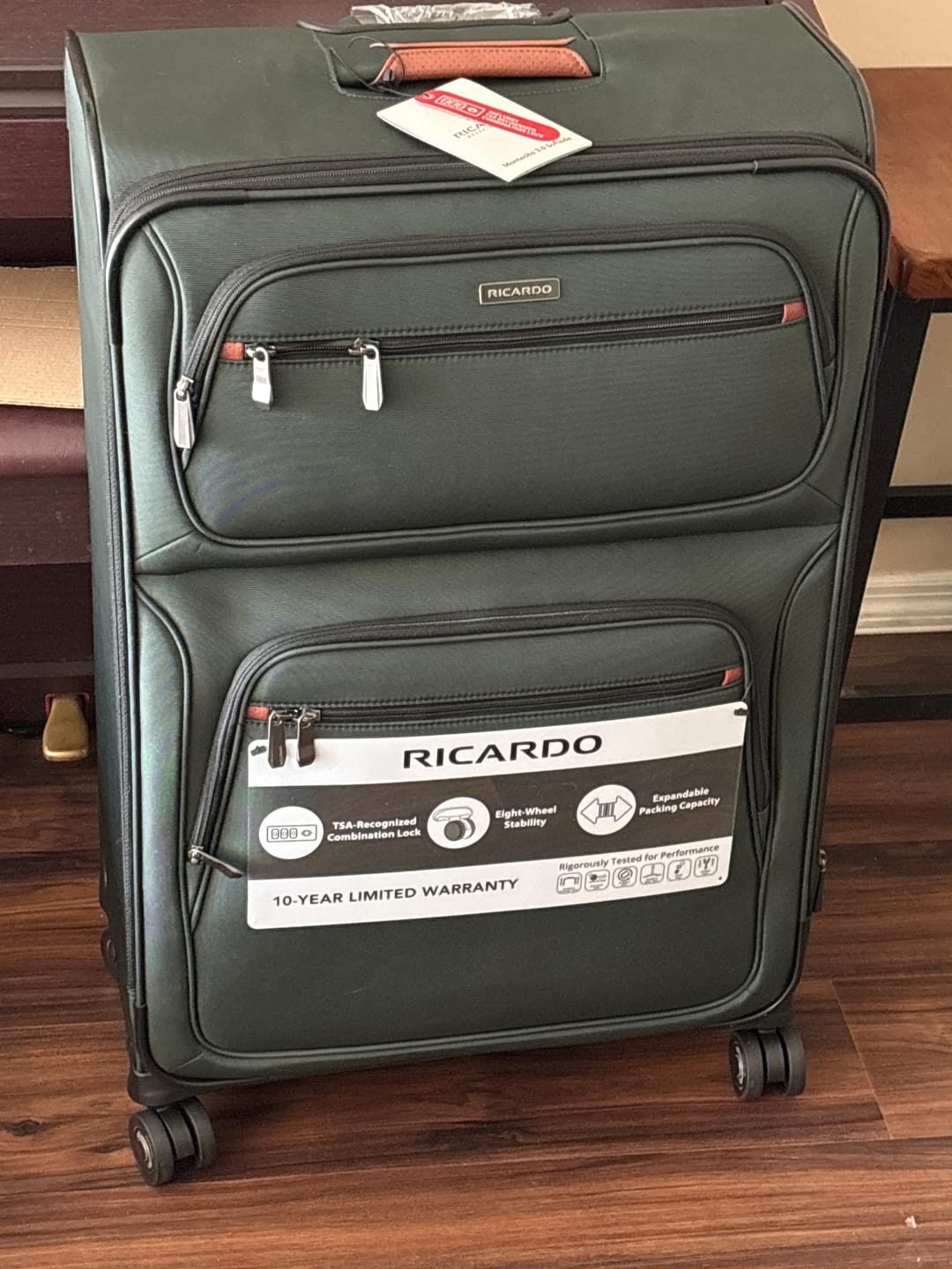 Customer photo review of Montecito 3.0 Softside Large Check-In Expandable Spinner