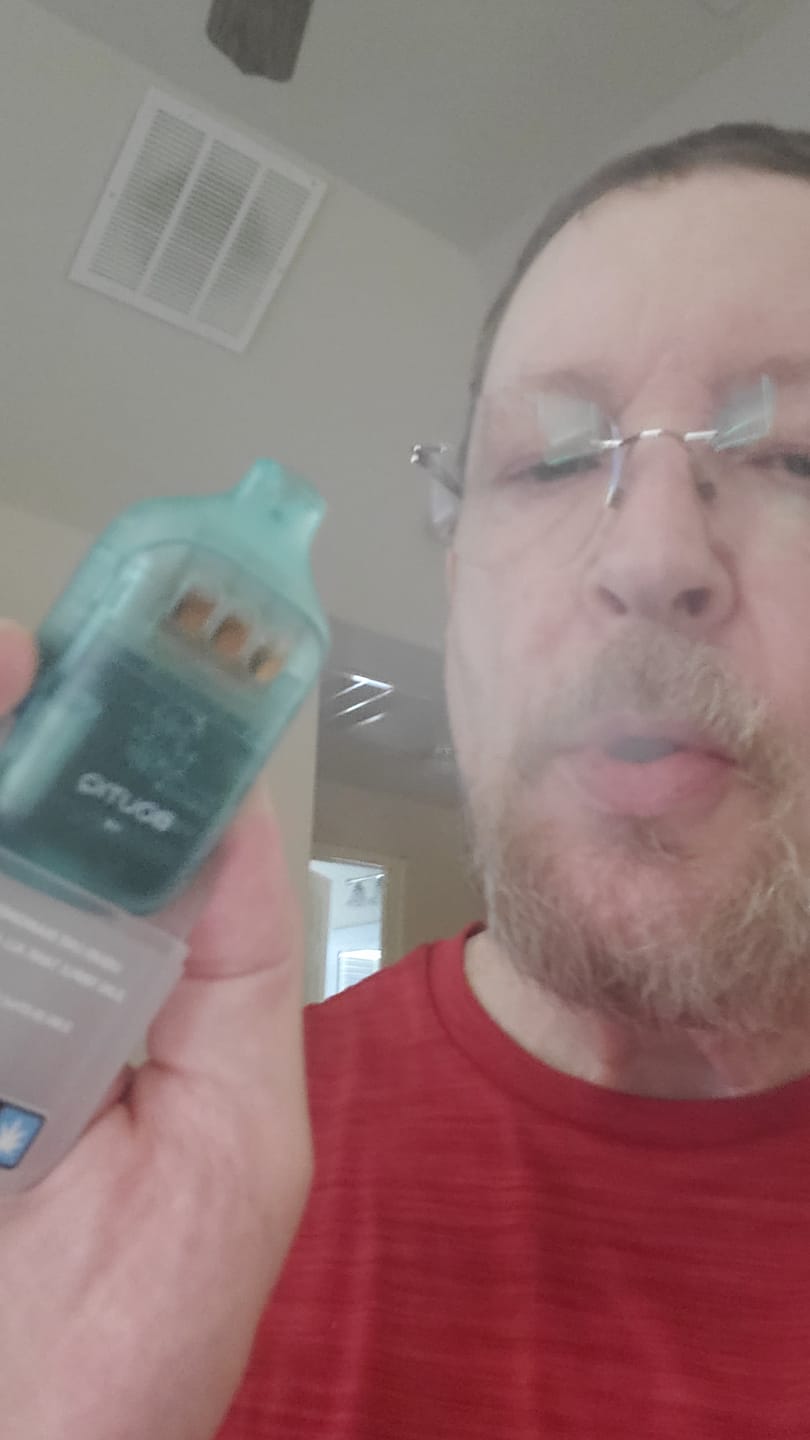 Customer photo review of Boutiq SWITCH V5 THCA Disposable | 2G Triple Tank All in One