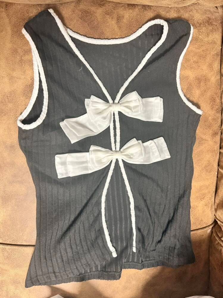 Customer photo review of Ninonine "Amélie" | Contrast Trim Ribbed Back-Bow Vest