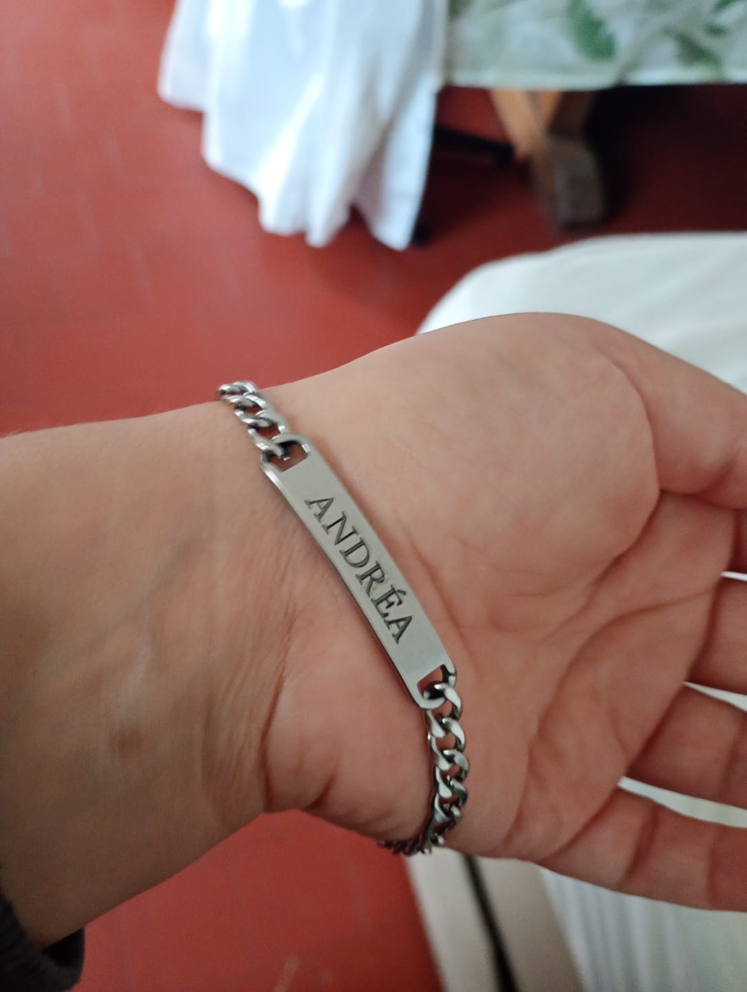Customer photo review of Gourmette Homme Classique Personnalisée
