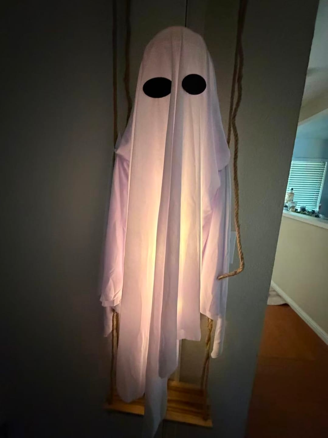 Customer photo review of ROXEIN™ GlowSwing Ghost