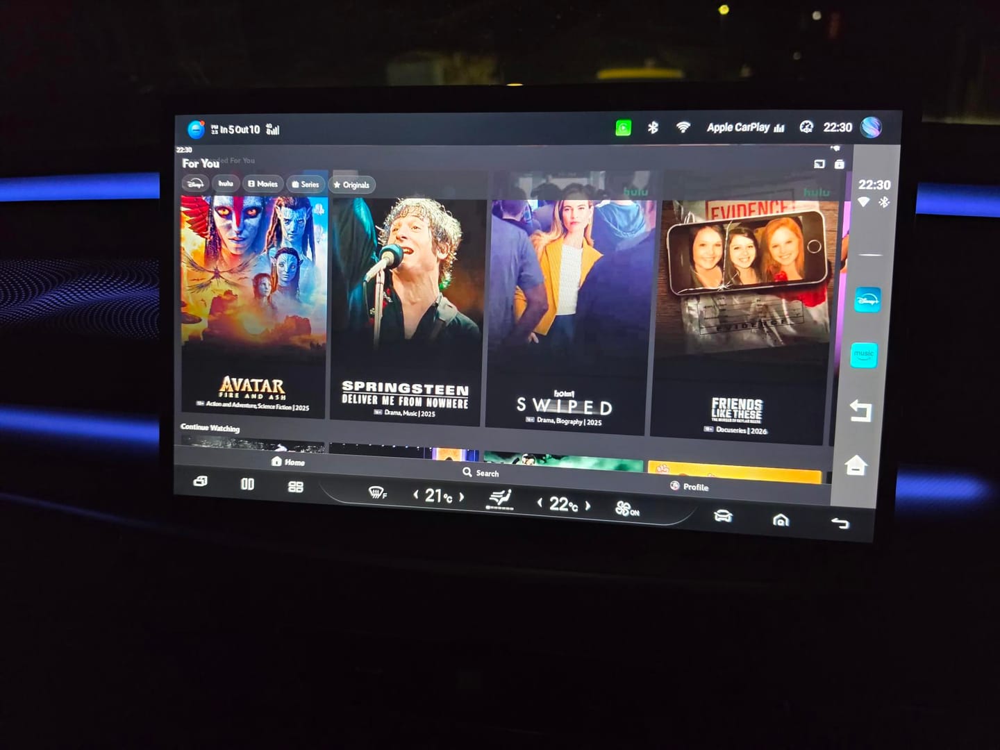 Customer photo review of App2Car WS Wireless for BYD Volvo Changan Deepal Leapmotor XPENG Zeekr and more - AI Box for Cars with Wireless CarPlay, Upgrade to multimedia streaming Netflix YouTube , enables wireless android auto in cars with only wireless CarPlay like BMW and MINi