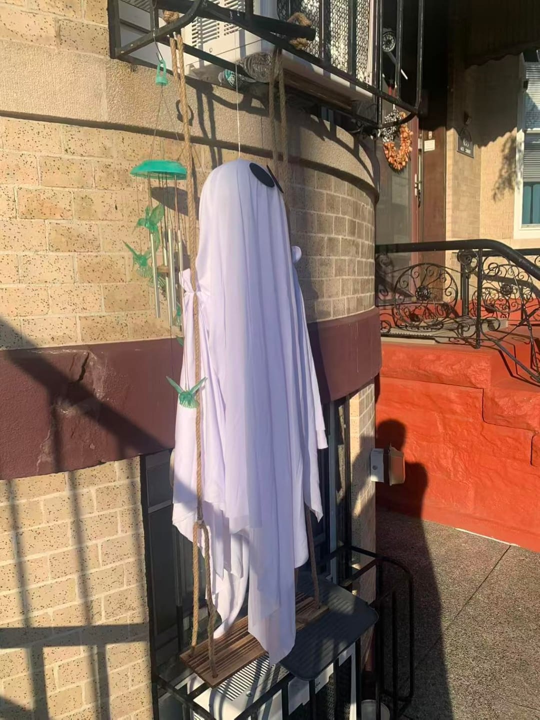 Customer photo review of ROXEIN™ GlowSwing Ghost