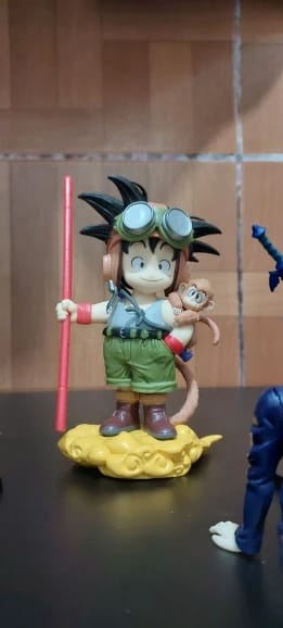 Customer photo review of Goku Young Adventurer "Journey to the West" Style 16cm Figure with Power Pole, Flying Nimbus & Small Monkey Companion