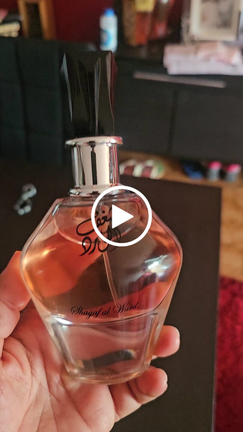 Customer video review of PERFUME SHAGHAF AL WARD AL WATANIAH - 100ML