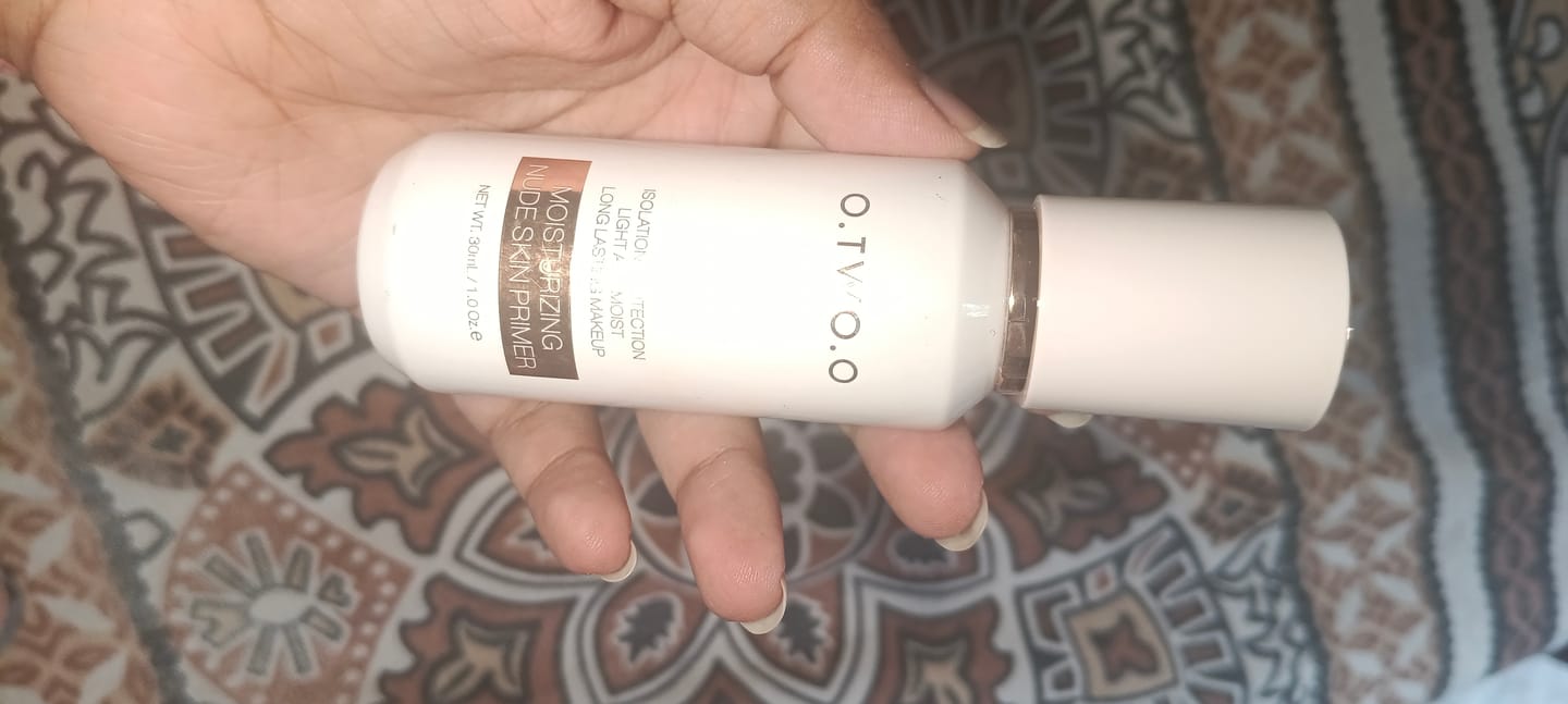 Customer photo review of O.TWO.O MOISTURISING NUDE SKIN PRIMER