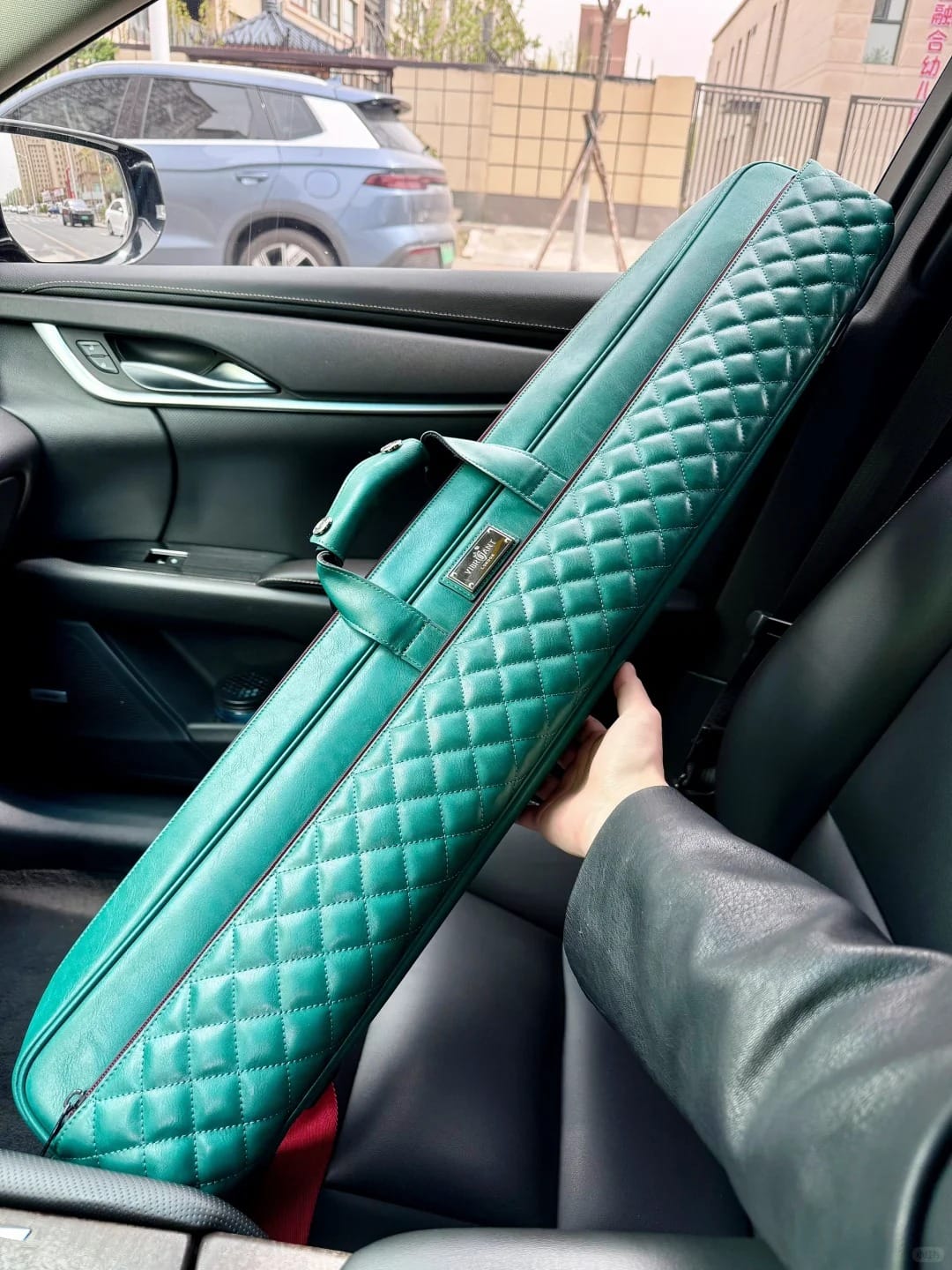 Customer photo review of Lizard Coco Series Cue Case 3B4S