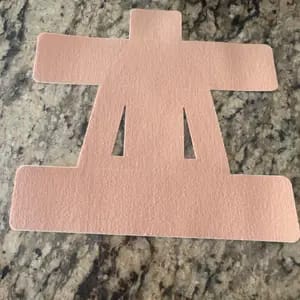 Customer photo review of Supporto Spalla Impermeabile con Tape Kinesiologico Pretagliato