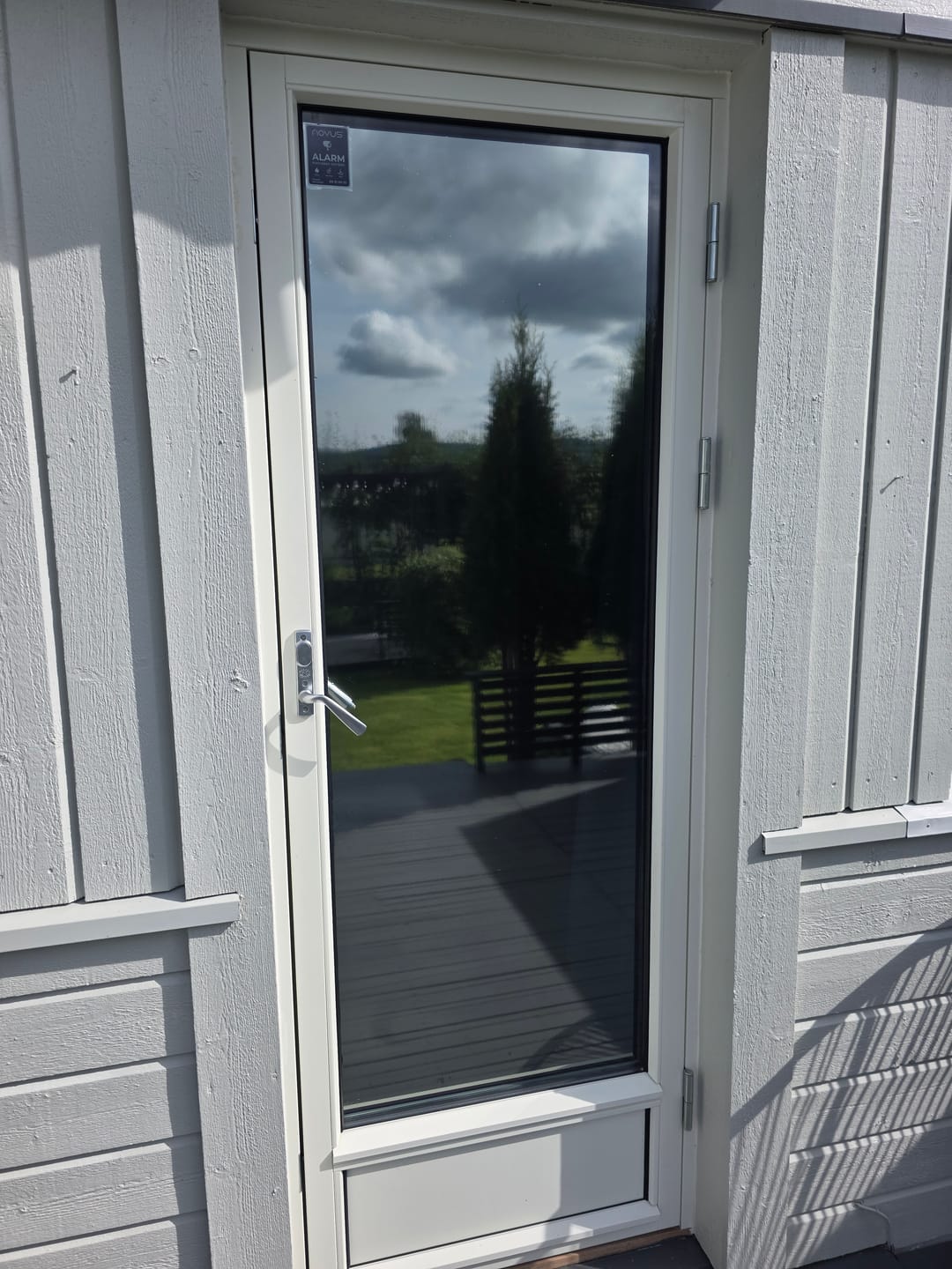 Customer photo review of Supreme Static Reflektiv vindusfolie