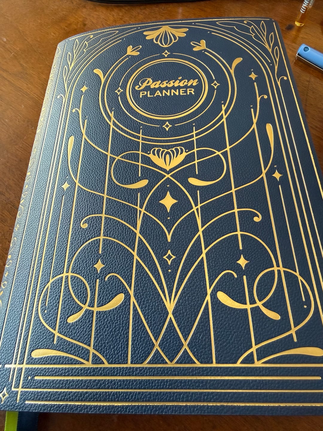 Customer photo review of Weekly 2027 Planner - Gilded Green Nouveau