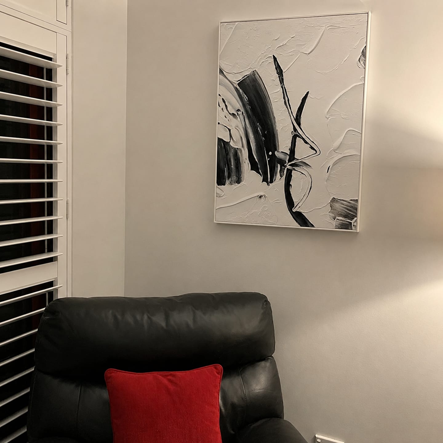 Customer photo review of Minimalist Textured Canvas Art #MM317