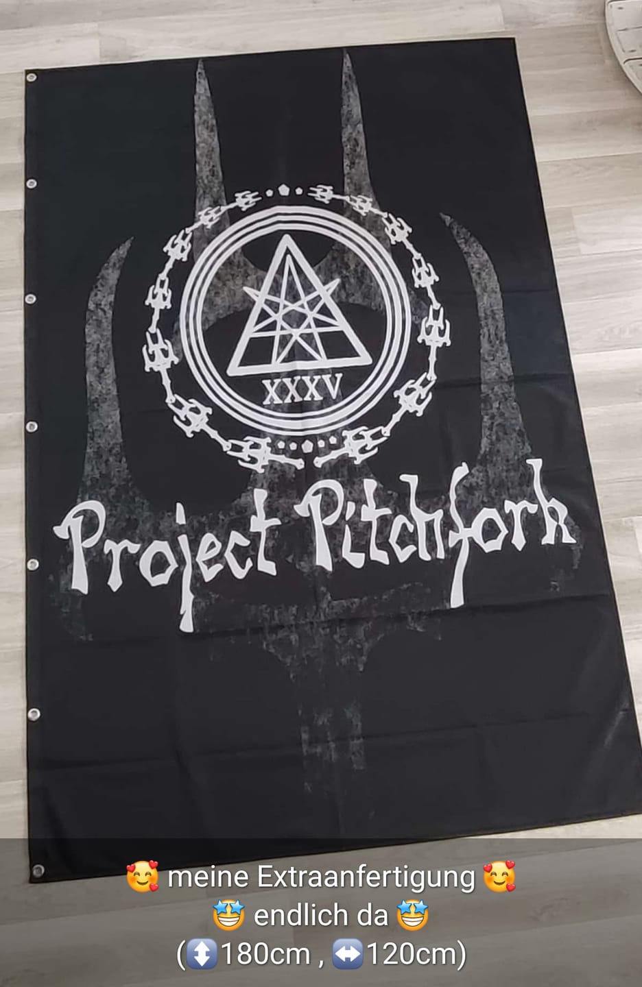 Customer photo review of Vereinsflagge inkl. Druck