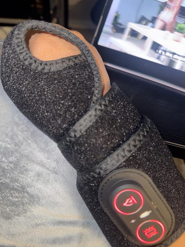 Customer photo review of ZyaVie™ 3-in-1 Red Light Wrist Wrap