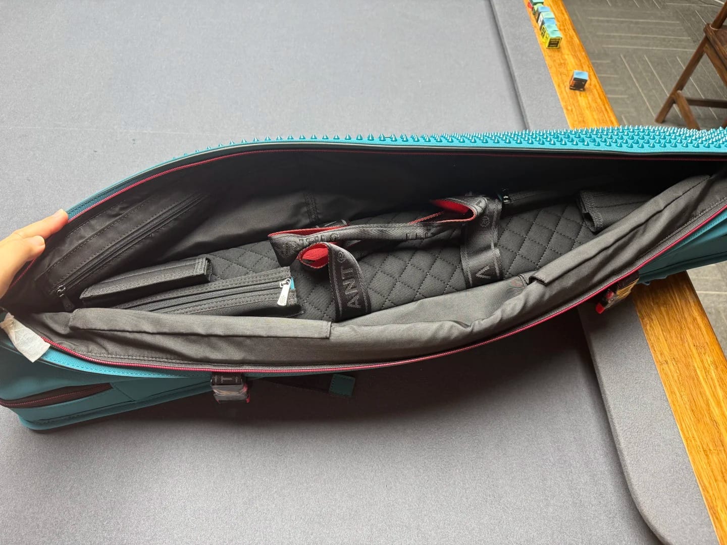 Customer photo review of Lizard Loverat Series Cue Case 3B4S