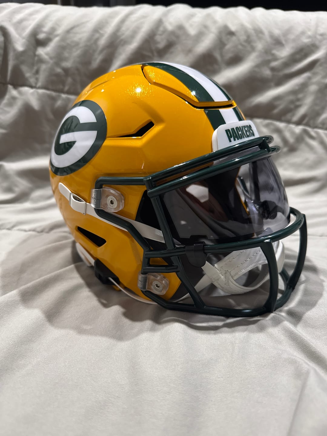 Customer photo review of Green Bay Packers Riddell SpeedFlex Mid-Size MIDI Helmet