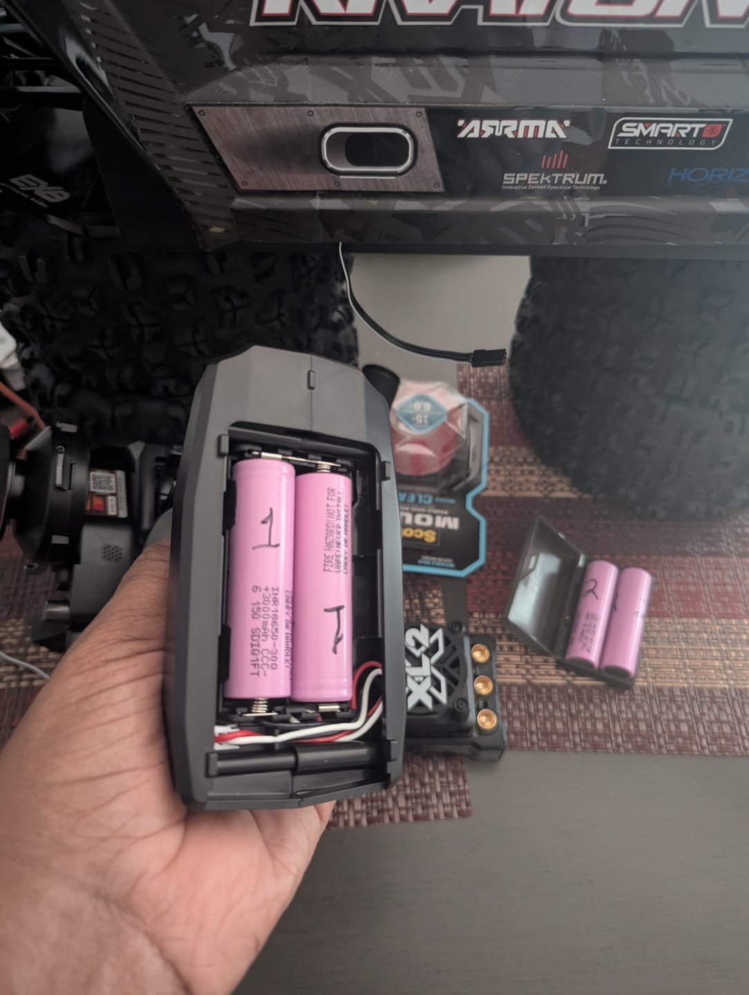 Customer photo review of Samsung 30Q 18650 3000mAh 15A Battery