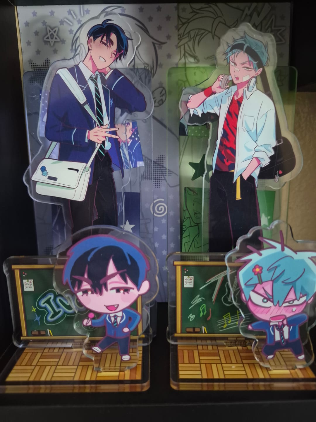Customer photo review of Alien Stage Anakt Arts High School Series Acrylic Stand