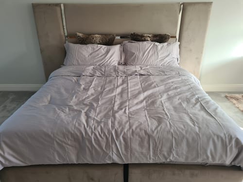 Customer photo review of Alexander Elegance Glossy Trim Wider Headboard Bed