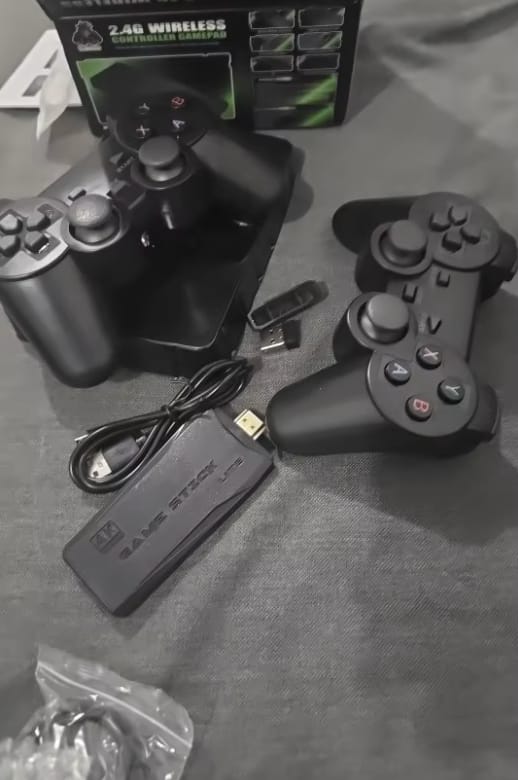 Customer photo review of Consola Retro con 20.000 Juegos Clásicos