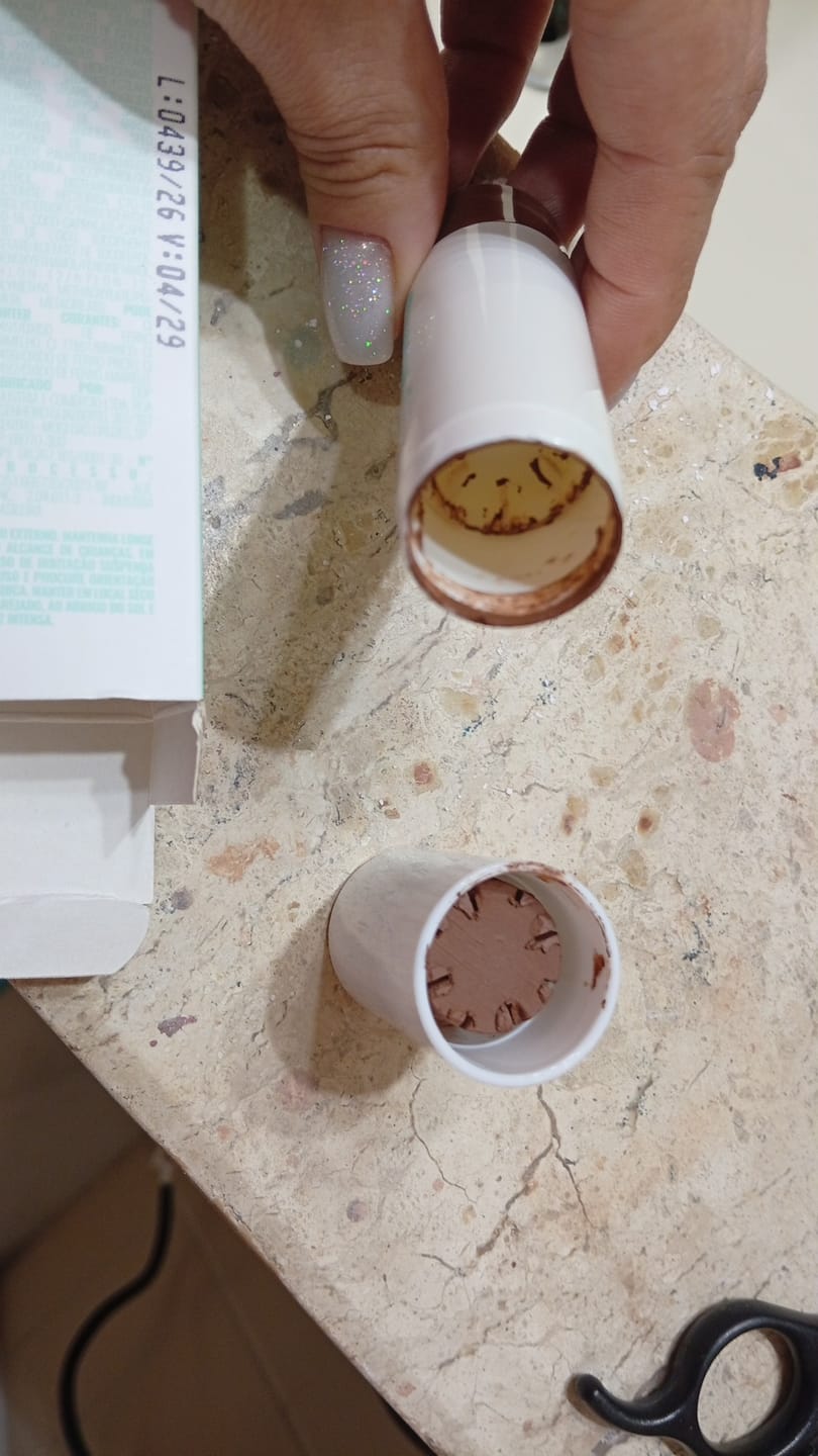 Customer photo review of Cream Contour - Contorno Stick Vizzela