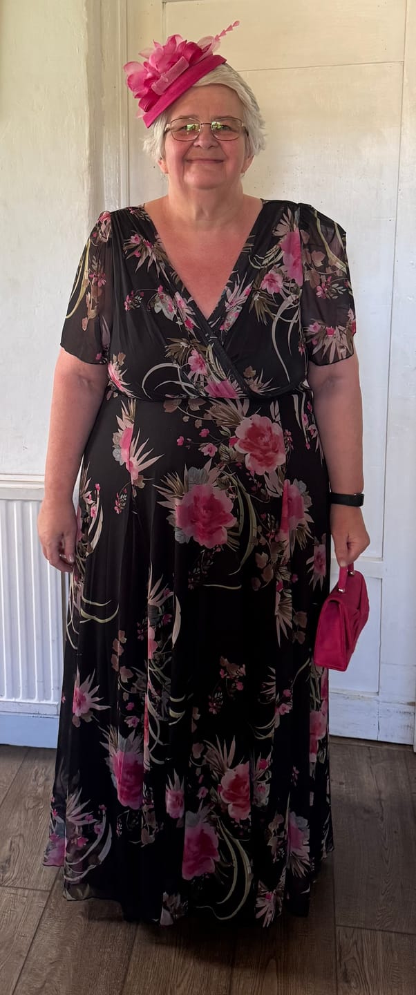 Customer photo review of Isabelle Black Pink Red Float Sleeve Maxi Dress