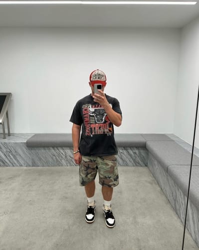 Customer photo review of Vintage Chicago Bulls Graphic Faded Tee
